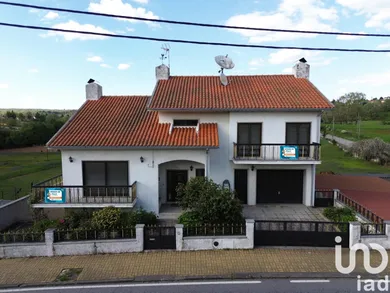 Lodge at Sabugal e Aldeia de Santo António