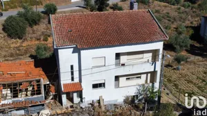 House  at Proença-a-Nova e Peral
