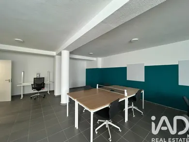 Loja / Estabelecimento Comercial em Tábua