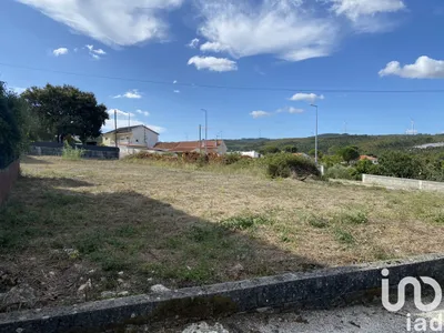 Fotografia 3 de Terreno de 1687 m² em Arrabal