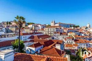 Prédio  em Santa Maria Maior