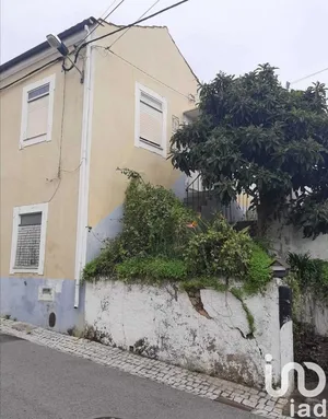 Building at Santo António dos Olivais