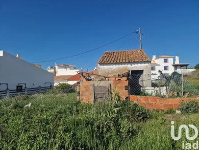 House  in Bordeira