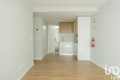 Apartment T1 in Santo António