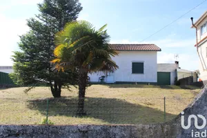 Casa/Moradia em Covas e Vila Nova de Oliveirinha