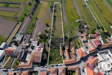Land in Esgueira