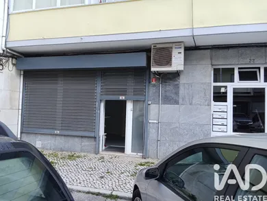 Loja / Estabelecimento Comercial em Moscavide e Portela