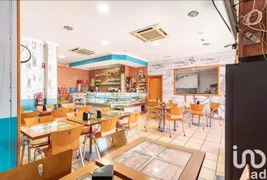 Boutique/Local commercial à Odivelas