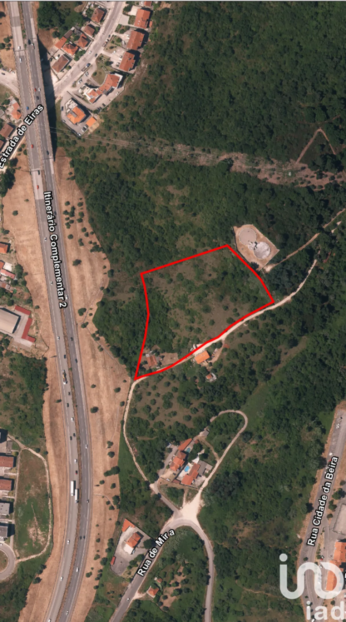 Terreno urbano de 15 300 m² em Eiras E São Paulo De Frades