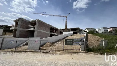 Habitação  em Figueiró (Santiago e Santa Cristina)