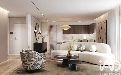 Apartamento T3 em Laranjeiro e Feijó