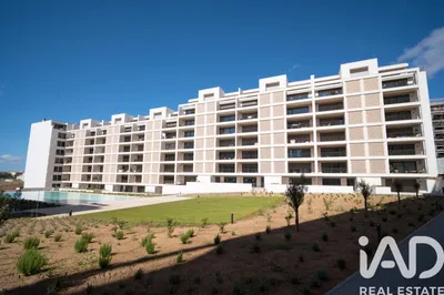 Fotografia 3 de Apartamento 4 quartos de 189 m² em Santo António dos Cavaleiros e Frielas