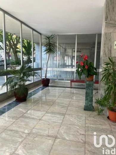 Apartamento T7 em Santo António