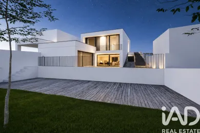 Casa/Moradia  em Freixo de Cima e de Baixo