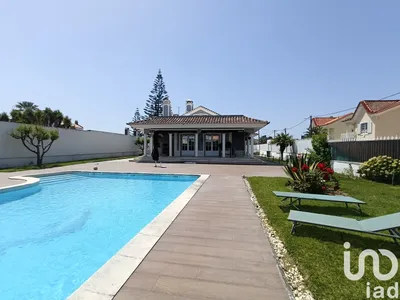 Fotografia 4 de Moradia geminada 5 quartos de 166 m² em Charneca de Caparica