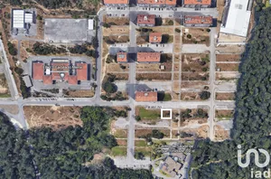 Terreno urbano em Darque