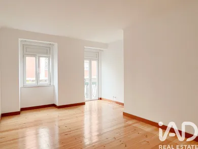 Apartamento T2 em Arroios