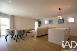 Casa/Moradia  em Tornada e Salir do Porto
