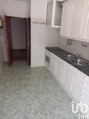 Appartement T2 à Massamá e Monte Abraão
