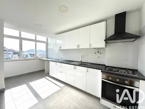 Apartamento T2 em Ramada e Caneças