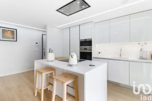 Apartamento T2 em Casal de Cambra