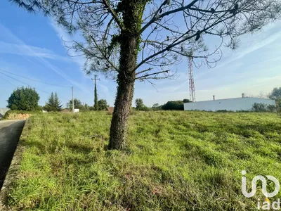 Fotografia 3 de Terreno de 990 m² em Arrifana