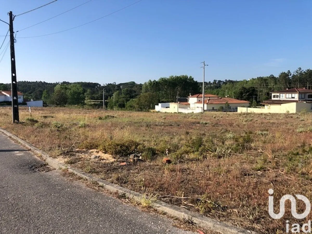 Terreno urbano de 500 m² em Amor