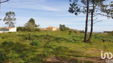 Terreno rústico em Olho Marinho