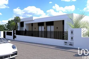 Casa/Moradia  em Azeitão (São Lourenço e São Simão)