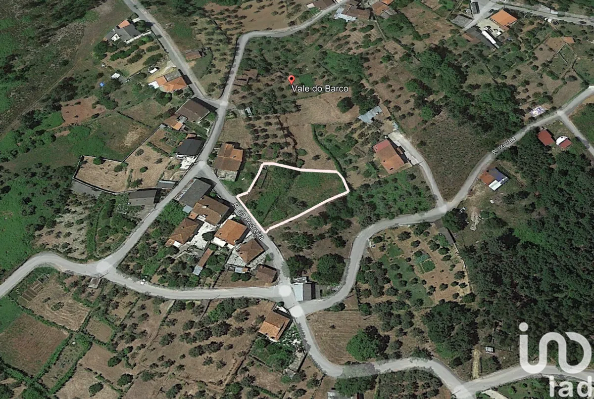 Terreno de 1114 m² em Pedrógão Grande
