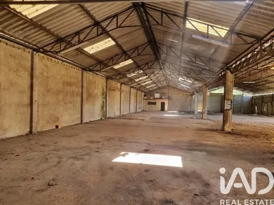 Warehouse  in Vilarinho do Bairro