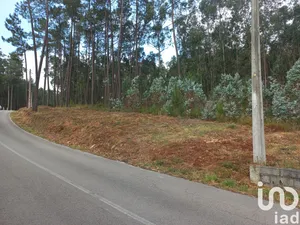 Terreno urbano  em Arrabal