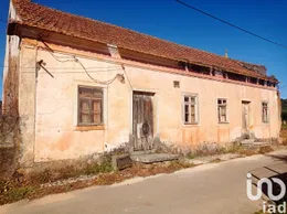 Maison à Pousaflores