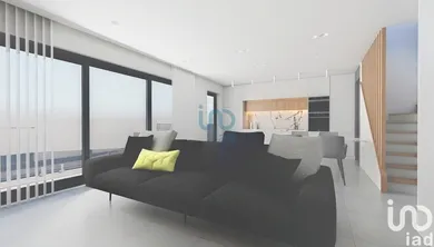 Casa/Moradia em Estômbar e Parchal