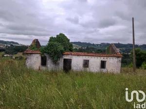 Terreno urbano  em Colmeias e Memória
