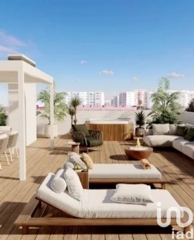 Apartamento T3 em Faro (Sé e São Pedro)
