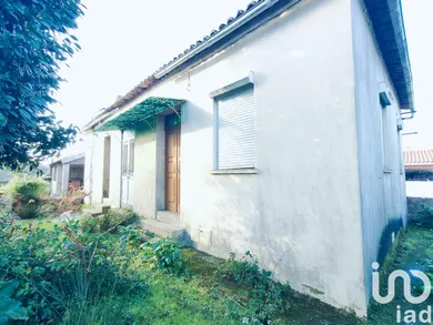 Ferme  à Valença, Cristelo Covo e Arão