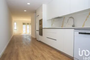 Apartment T4 at A dos Cunhados e Maceira