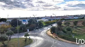 Apartamento T3 em Faro (Sé e São Pedro)