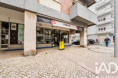 Boutique/Local commercial à Caldas da Rainha - Nossa Senhora do Pópulo, Coto e São Gregório