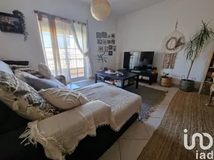Apartamento T2 em Quelfes