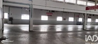 Hangar  à Escapães