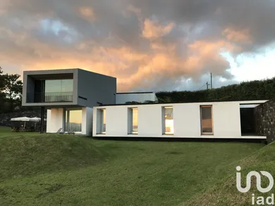 House  in Lagoa (Santa Cruz)