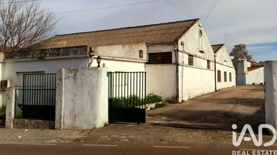 Warehouse  in Caia, São Pedro e Alcáçova