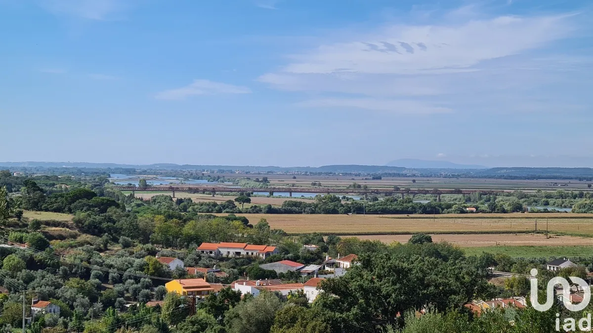 Terreno de 647 m² em Chamusca e Pinheiro Grande