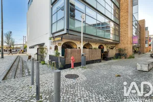 Shop/Premises commercial  in Alcântara