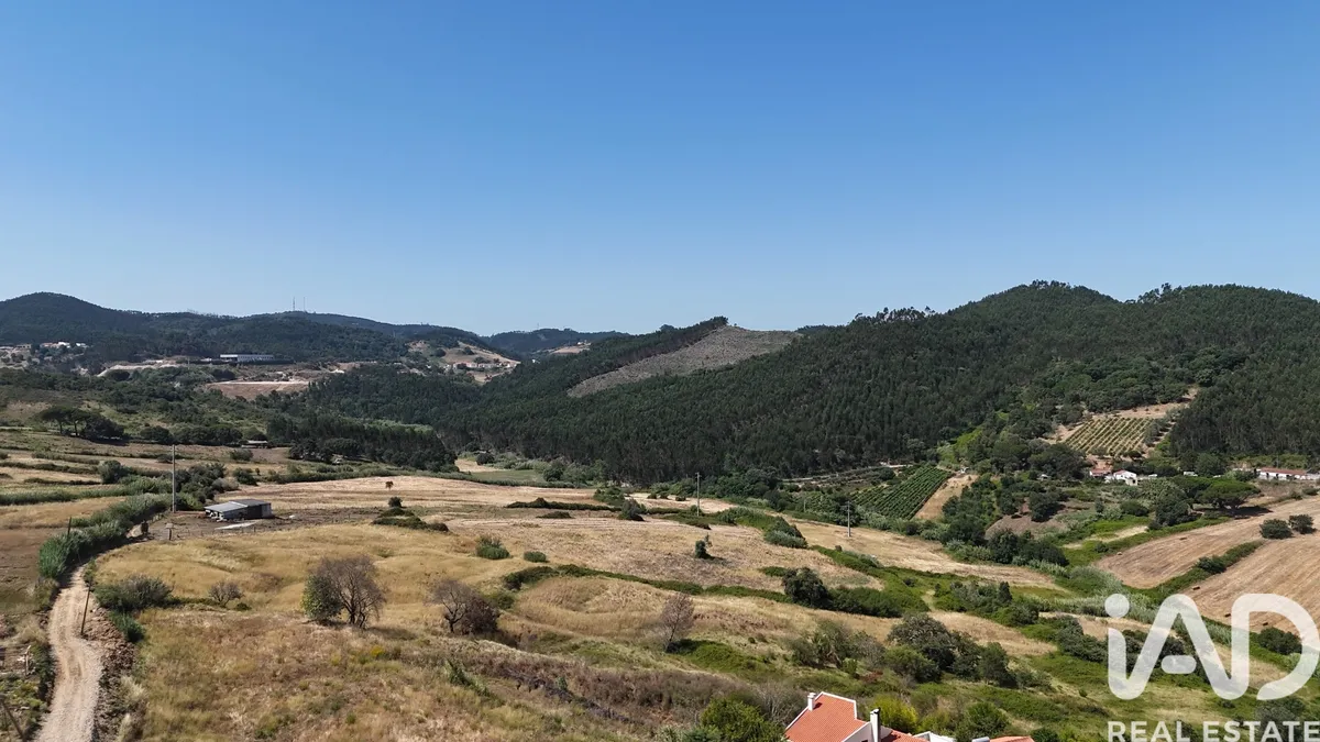 Terreno de 31 600 m² em Enxara do Bispo, Gradil e Vila Franca do Rosário