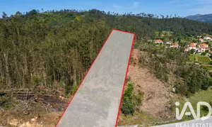 Terreno urbano  em Arrabal