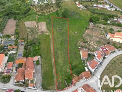 Fotografia 7 de Terreno de 2840 m² em Leiria