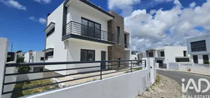 House in Laranjeiro e Feijó